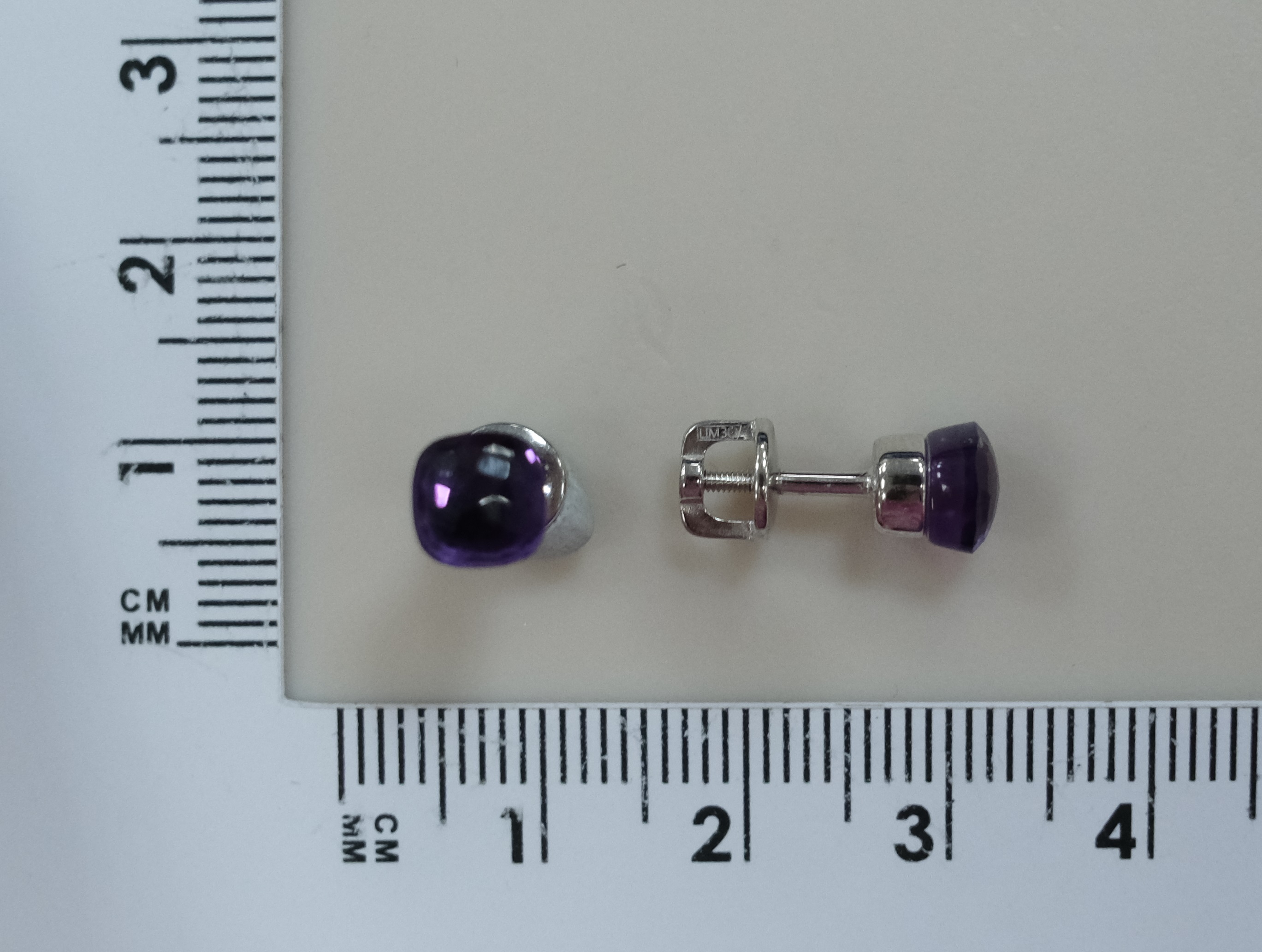 Серебряные серьги-пусеты с аметистами